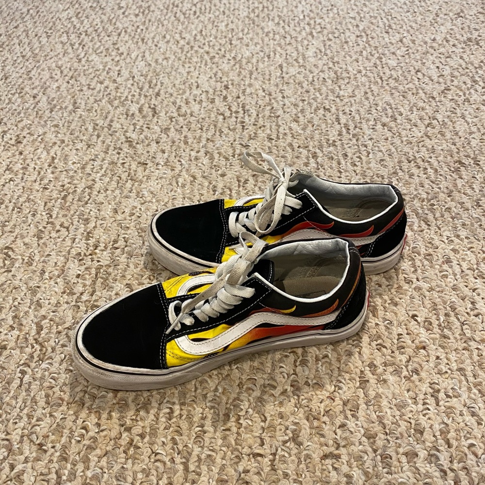 Vans - Picture 2 of 2